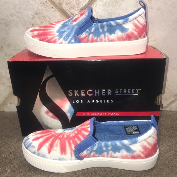 🆕 Skechers Poppy “Hippy Hype” Slip On Sneakers - Picture 2 of 8